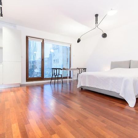 Bianco 19 - Central Studio Universitate - Old Town บูคาเรสต์ ภายนอก รูปภาพ