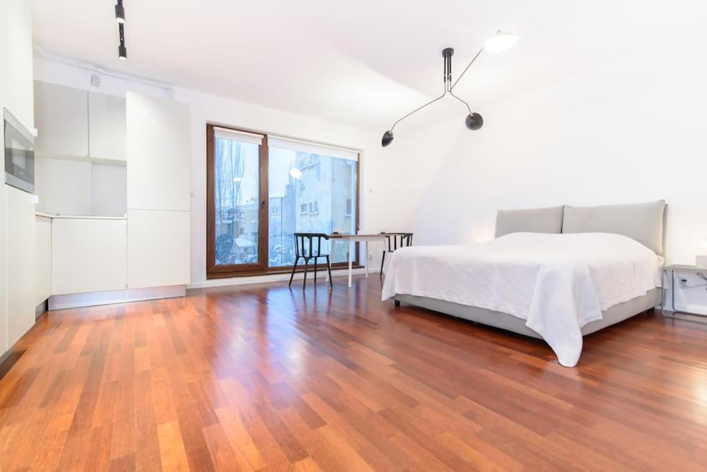 Bianco 19 - Central Studio Universitate - Old Town บูคาเรสต์ ภายนอก รูปภาพ