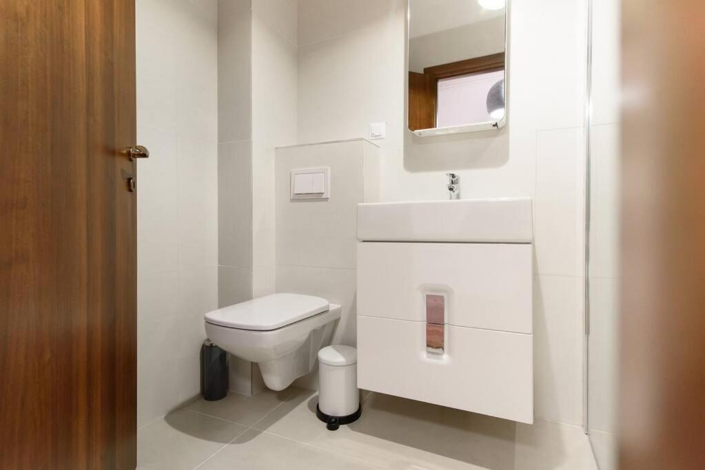 Bianco 19 - Central Studio Universitate - Old Town บูคาเรสต์ ภายนอก รูปภาพ