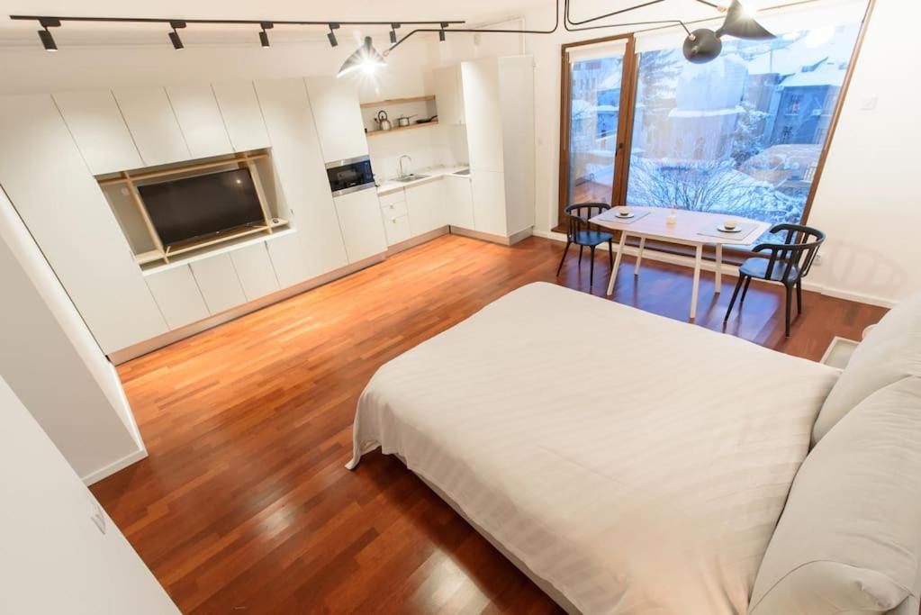 Bianco 19 - Central Studio Universitate - Old Town บูคาเรสต์ ภายนอก รูปภาพ